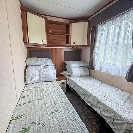 Lovely 8 Berth Caravan At Sunnydale In Lincolnshire Ref 35239S Louth  Luaran gambar